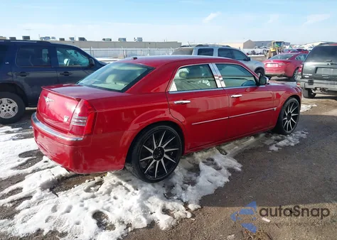 2007 Chrysler 300C z USA, uszkodzony, nr VIN 2C3KA63HX7H684737
